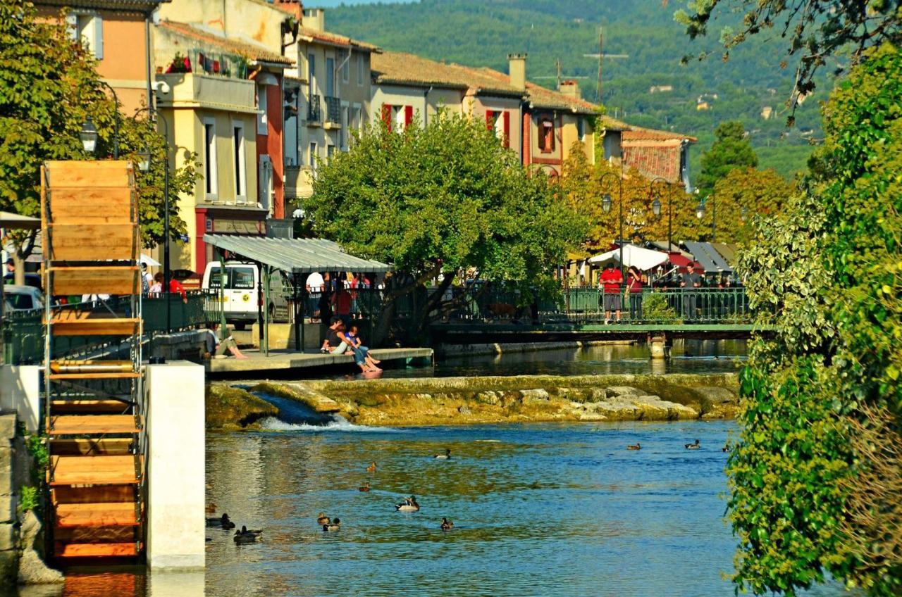 Le Petit Studio - 15 m2 - Centre Ville - Sorgue à 50 m LʼIsle-sur-la-Sorgue Exterior foto