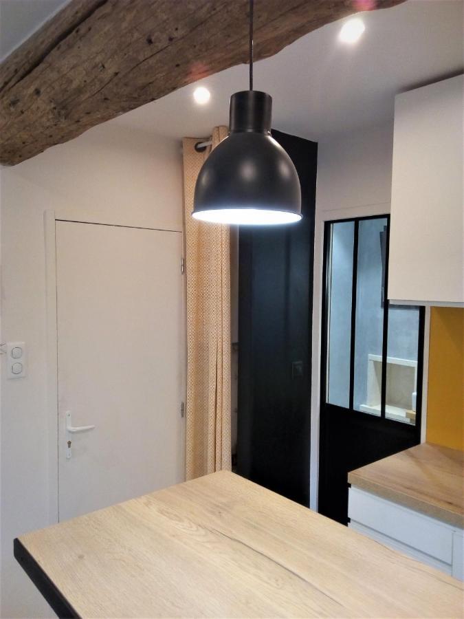 Le Petit Studio - 15 m2 - Centre Ville - Sorgue à 50 m LʼIsle-sur-la-Sorgue Exterior foto