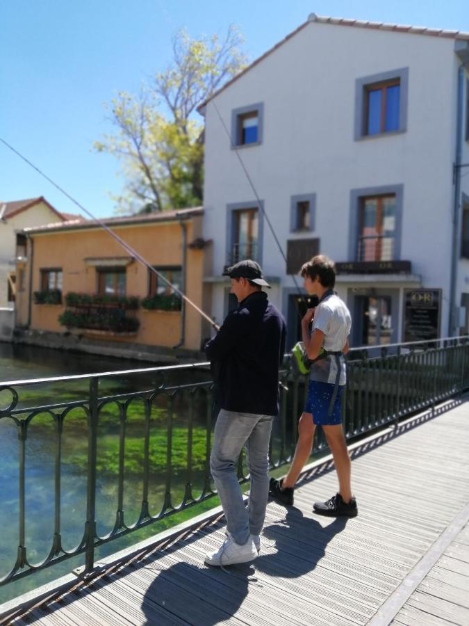 Le Petit Studio - 15 m2 - Centre Ville - Sorgue à 50 m LʼIsle-sur-la-Sorgue Exterior foto
